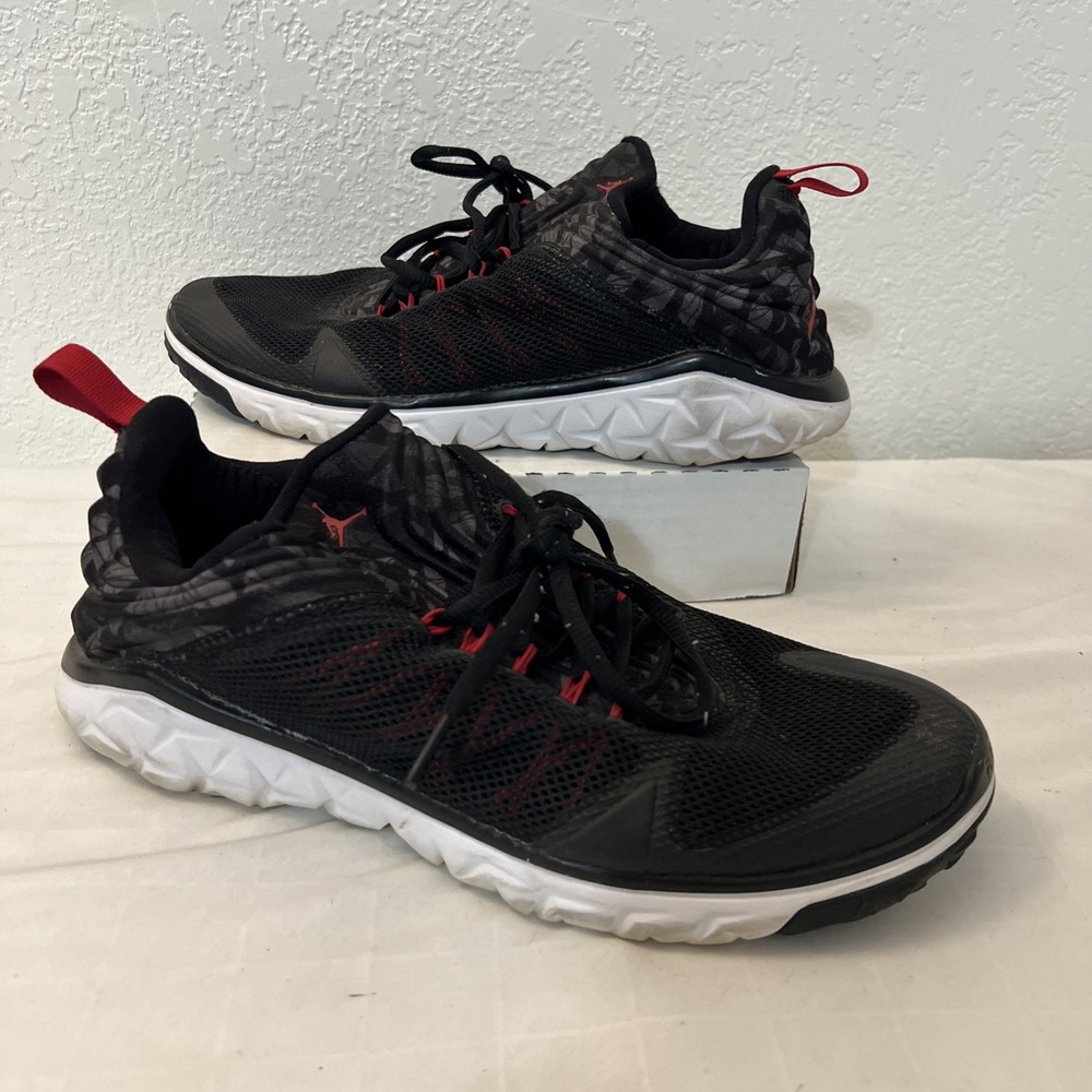 NIKE 2014 Jordan Flight Flex Trainer Sz 10.5 Black Gym Red Anthracite 654268-002